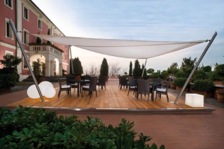 Relaks pod żaglami...Kolekcja włoskich żagli przeciwsłonecznych Corradi